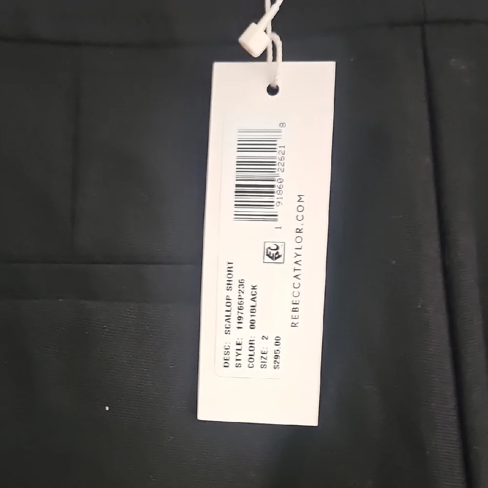 Rebecca Taylor Black High Waist Scalloped Shorts.. #390 - Picture 5 of 13